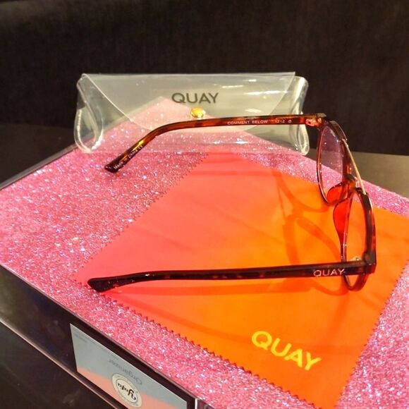 Quay Australia Comment Below Blue Light Glasses- Tortoise main image 9